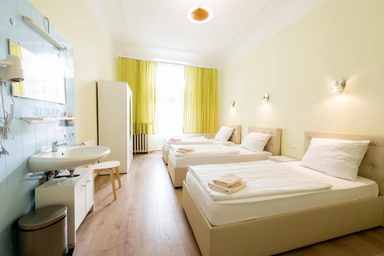 Hotel Pension Dahlem Berlin Guest house